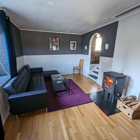 Lilla Loevkulla Villa Ostra Frolunda Luaran gambar